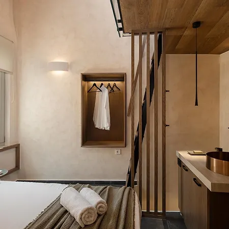 בית נופש Monk 27 - Stylish Old Town Retreat