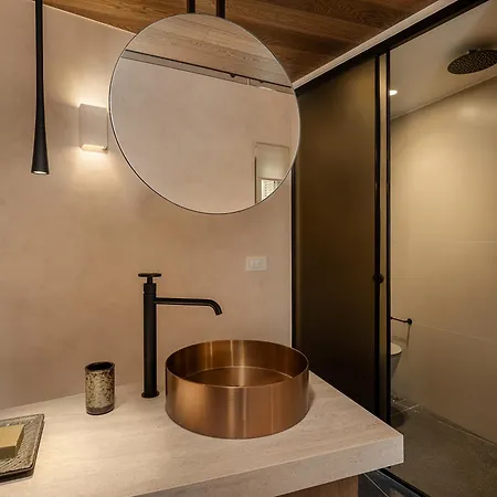 Monk 27 - Next To Old Venetian Harbor 度假居