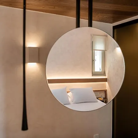 Monk 27 - Next To Old Venetian Harbor Дом отдыха Ханья