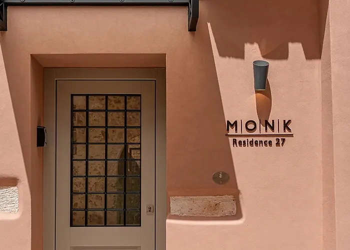 Monk 27 - Next To Old Venetian Harbor Holiday home *